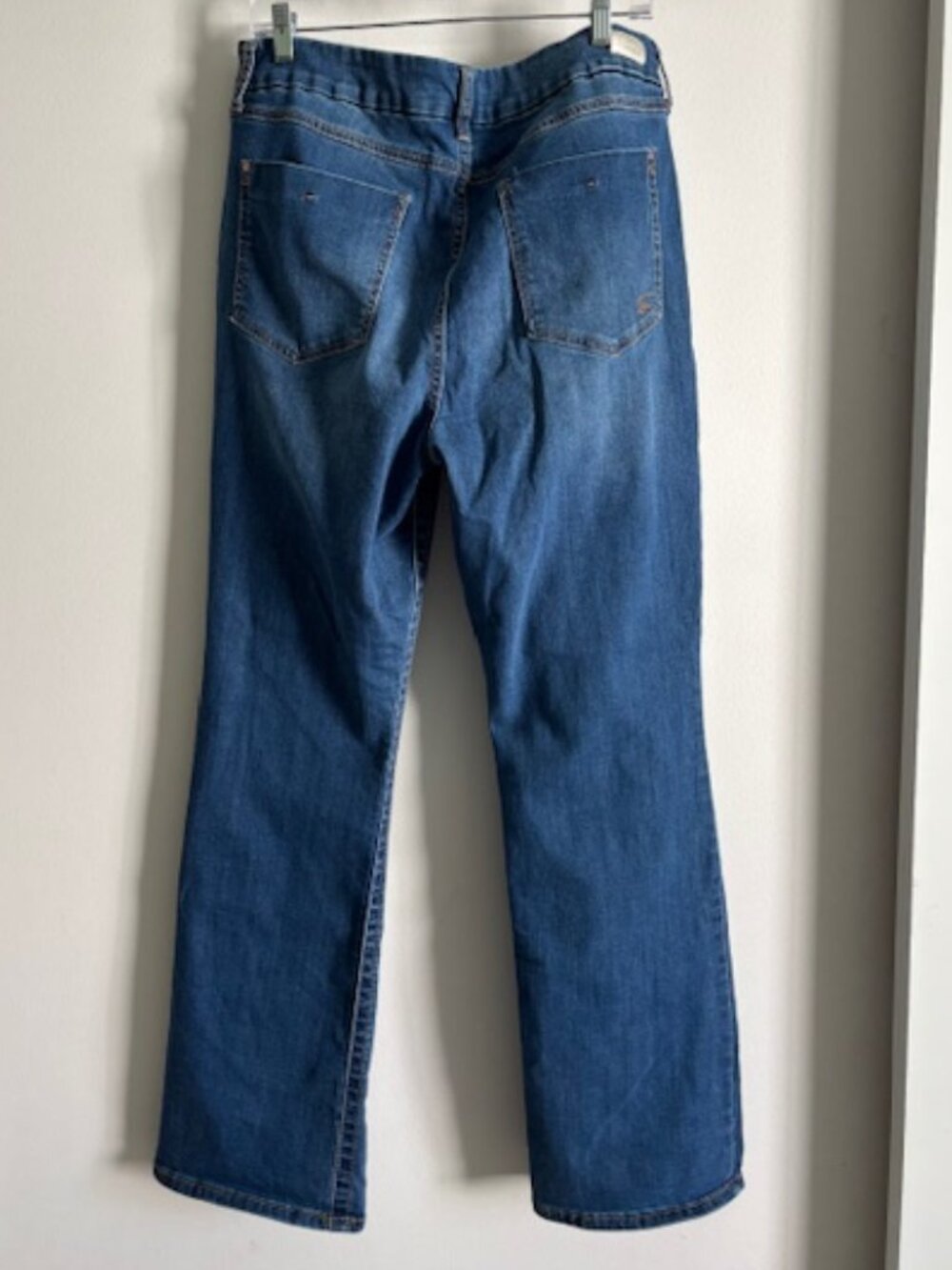 Seven7  Tummy Less Bootcut Jeans sized 16 - Picture 2 of 6